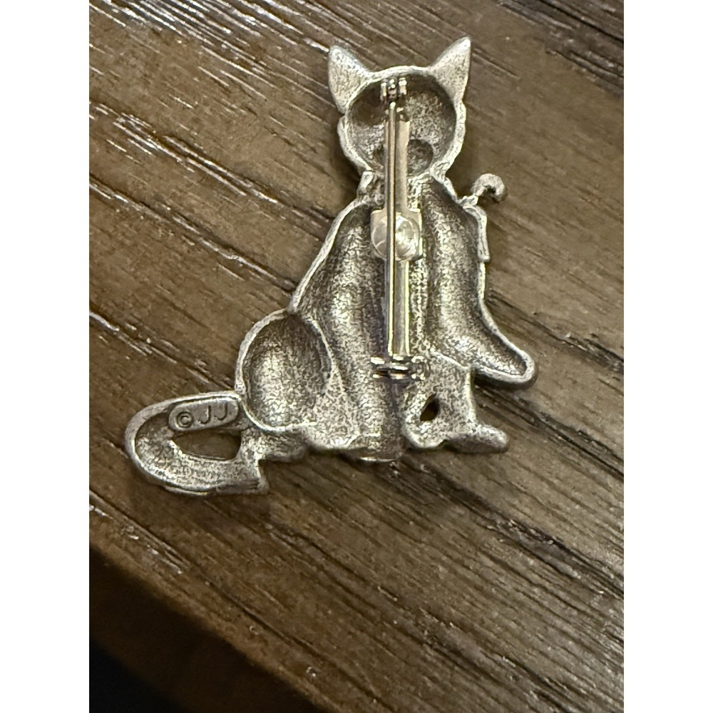 VTG Cat w Red Enamel Holiday Stocking Brooch Pin Pewter JJ Jonette Kitten Kitty‎ - Picture 3 of 7